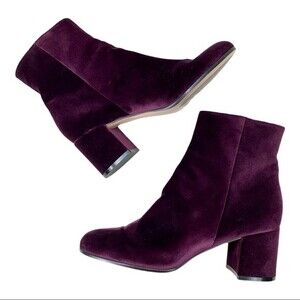 Gianvito Rossi Margaux Prune Velvet Booties 39.5 / 9.5